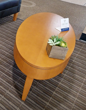 Oval coffee table