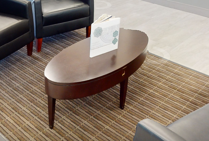 Oval coffee table