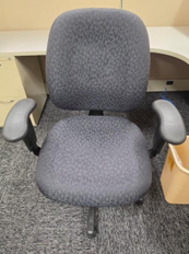 TASK CHAIR