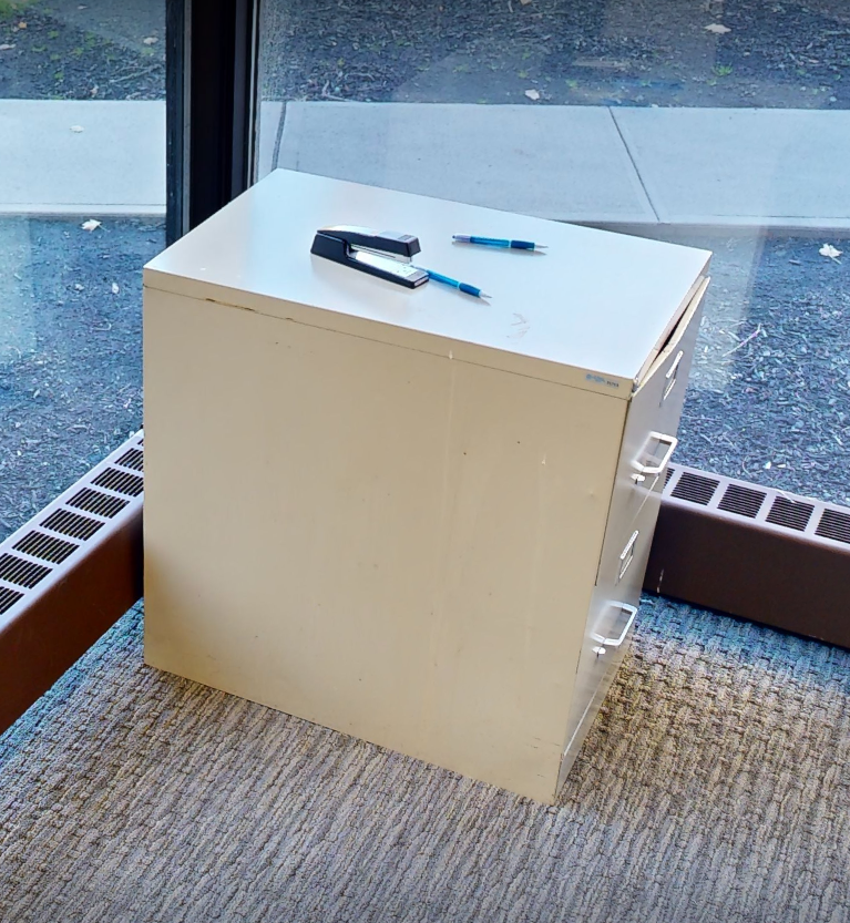 2D vertical filing cabinet