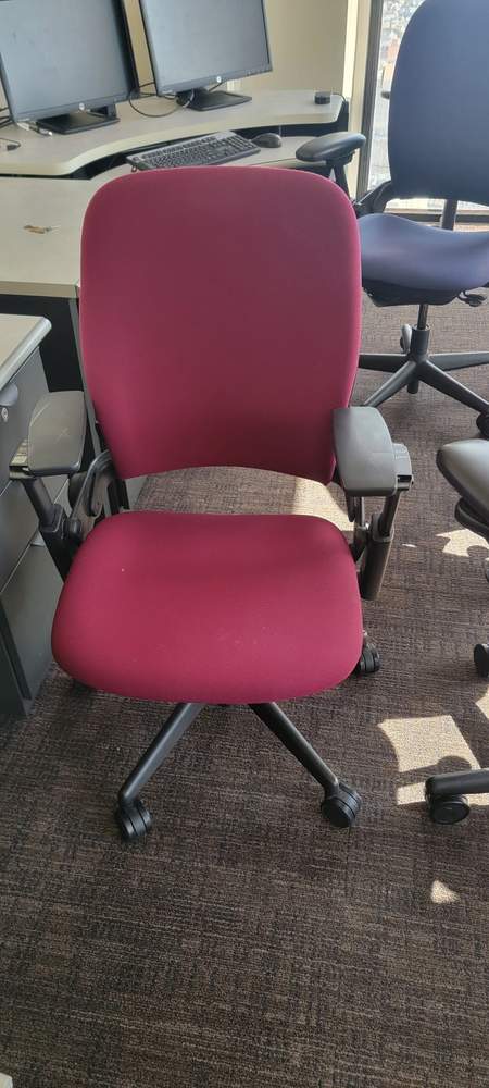 Leap Chair Hi-back Red