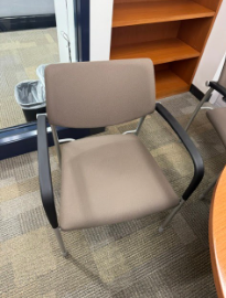 BROWN GUNLOCKE SIDE CHAIR