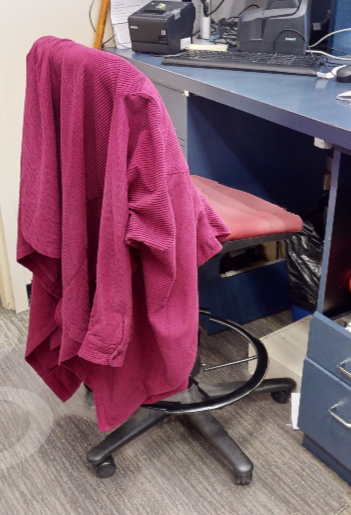 Red adjustable task chair
