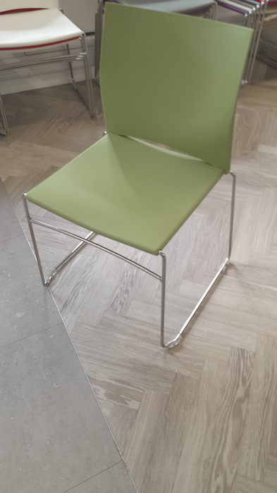 Stackable meeting chair (Green)