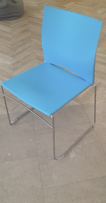 Stackable meeting chair (Blue)