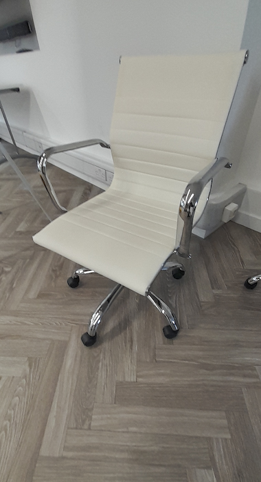 White faux leather meeting chair 