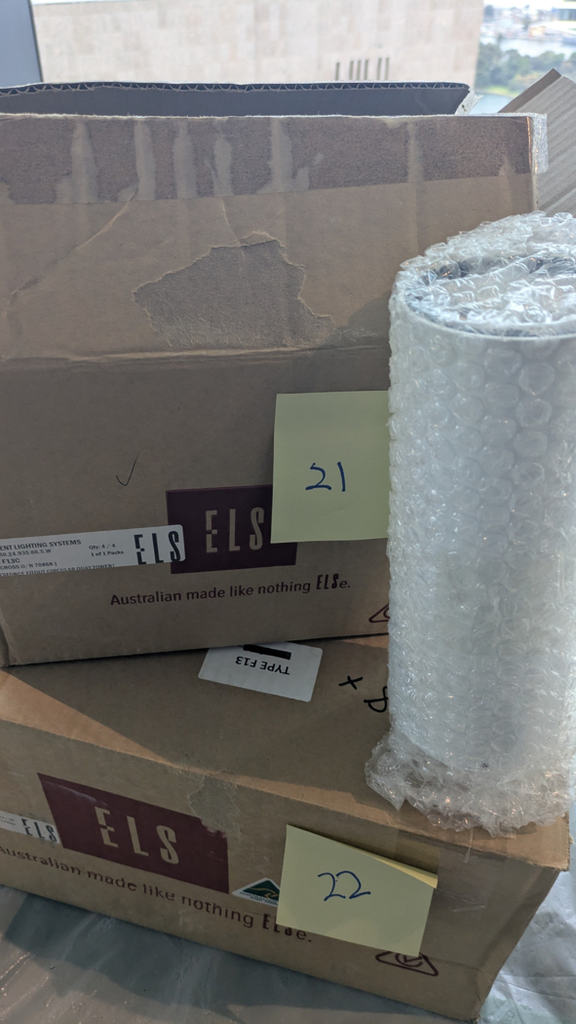 Light fitting - Efficient Lighting Systems F13C