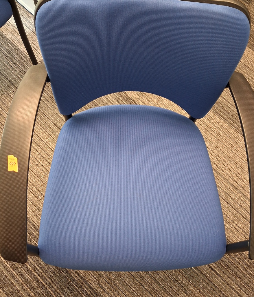 M530 AMICUS Guest chair