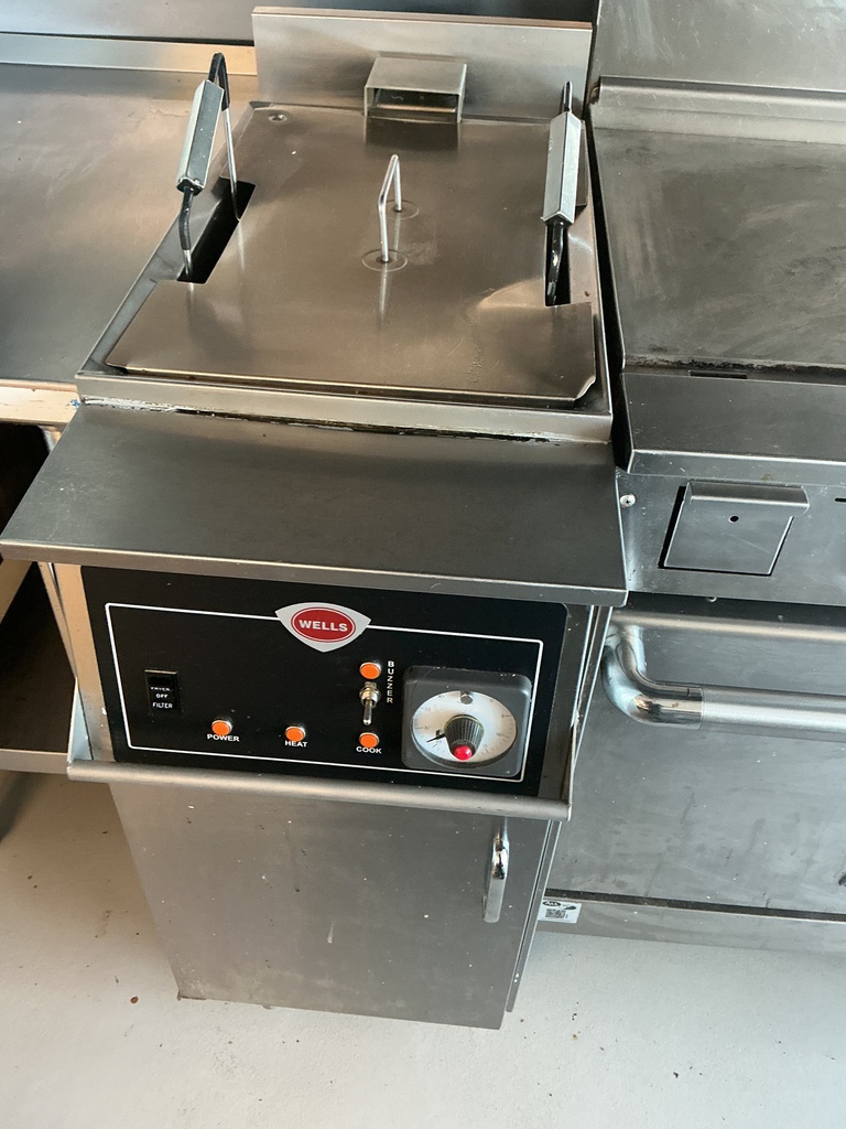 Deep fryer 