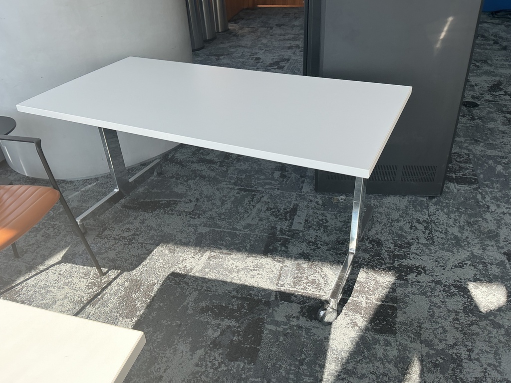 Training room table -folding