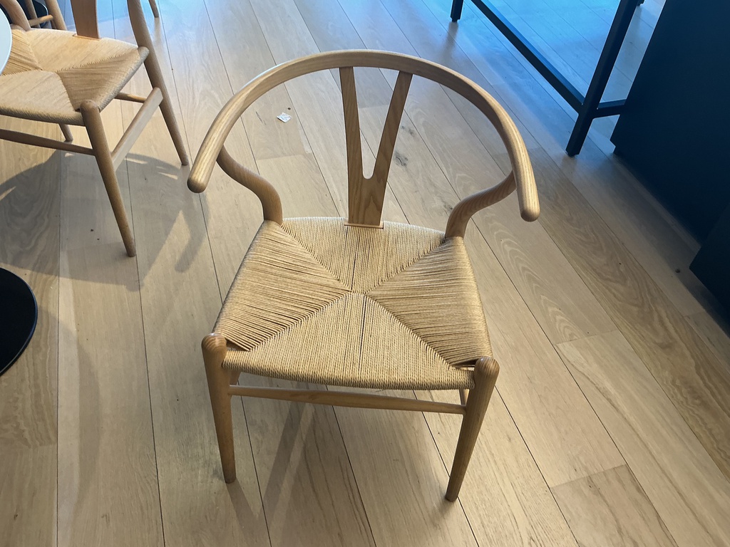 Café — wheat seats with wood frames—-tan