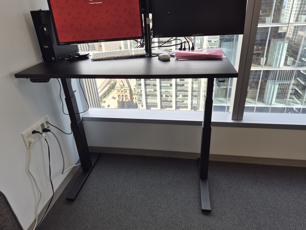 2' x 4' Black Sit / Stand