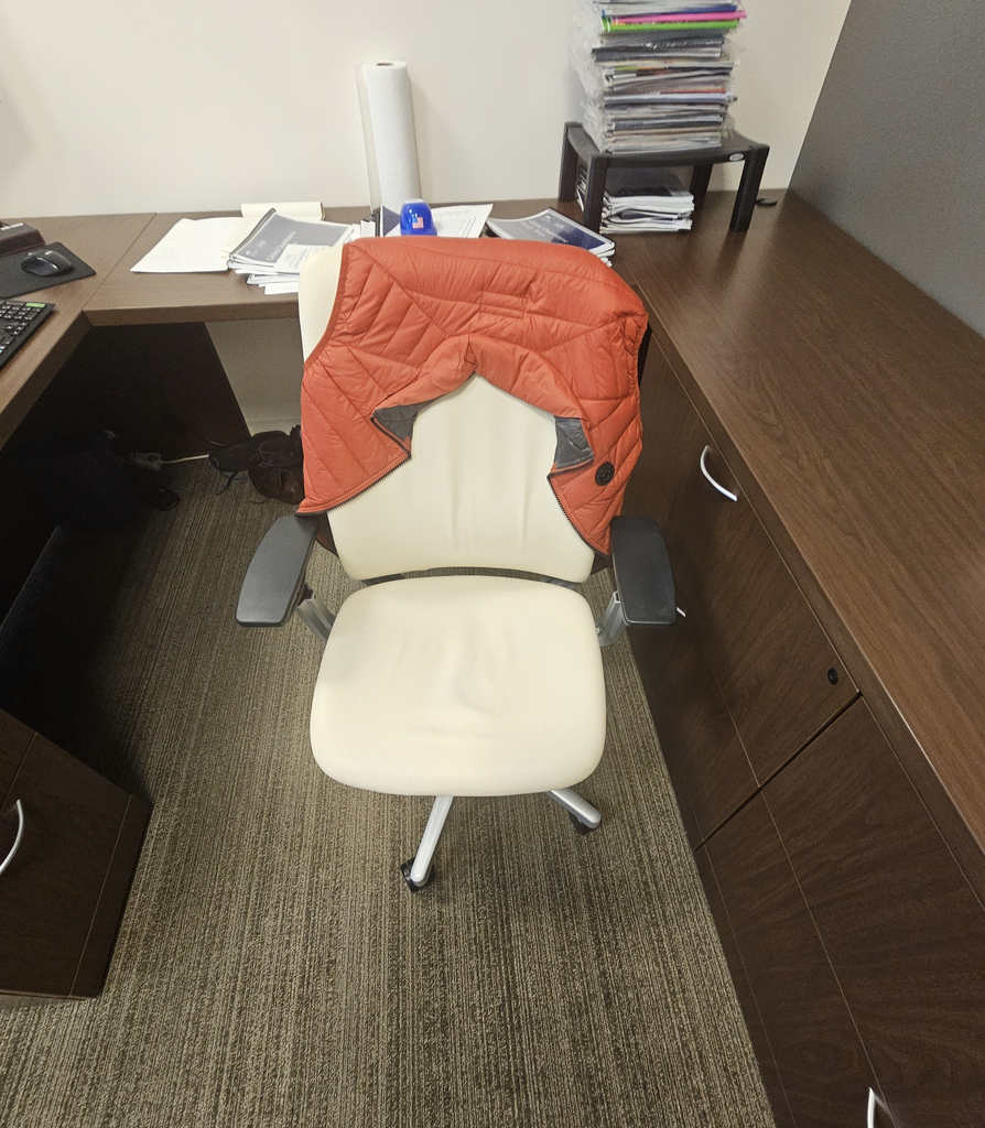 Task chair