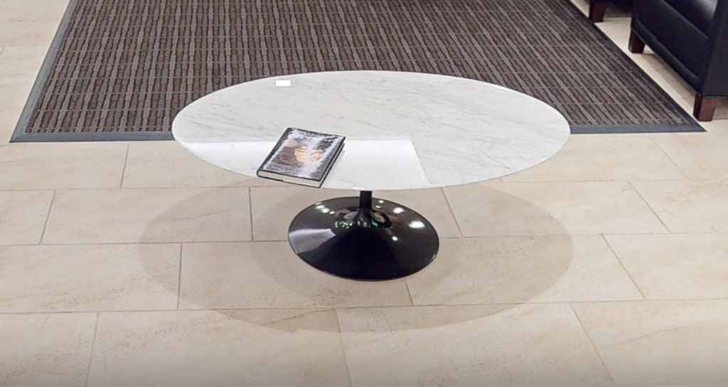 Oval coffee table