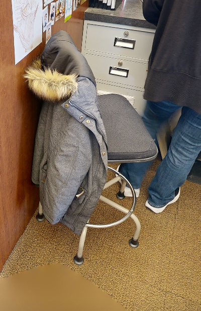Teller task chair