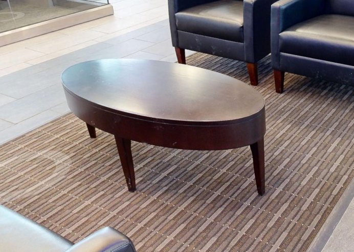 Oval coffee table