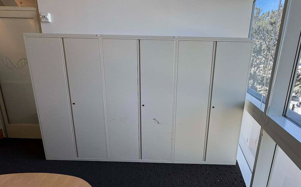 2 door cabinet