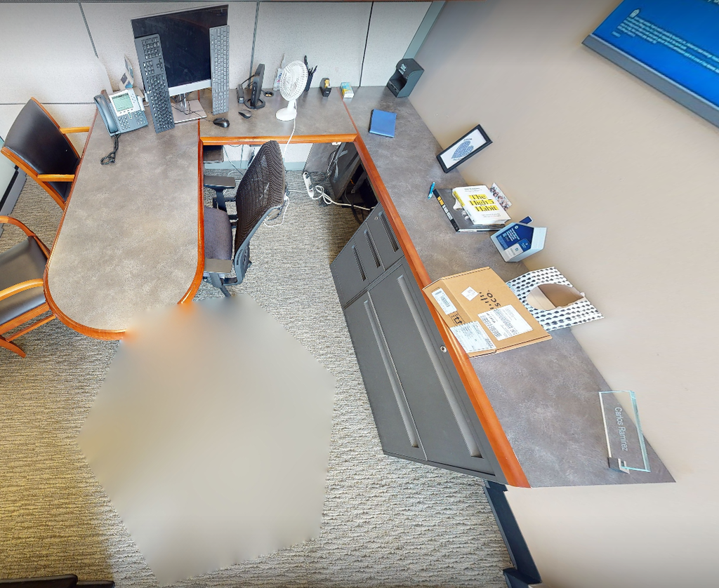 U-shaped desk
