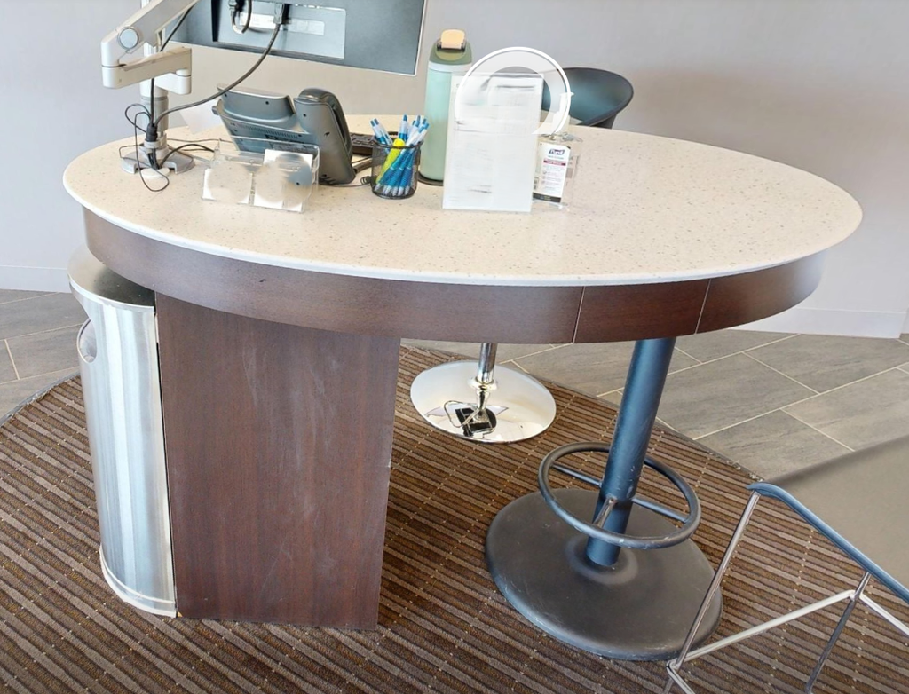 1 ped Desk