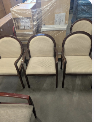 Rounded Guest Chair
