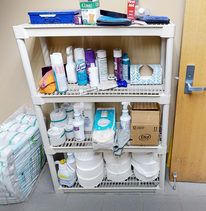 Plastic rack style bookcase