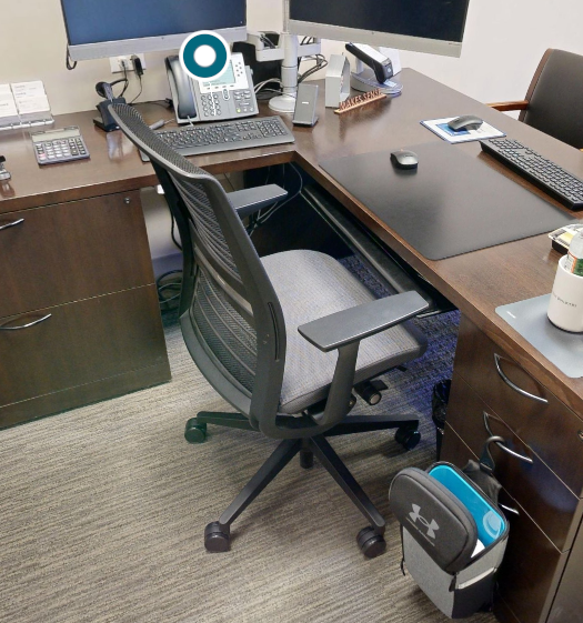 Task chair, with arms