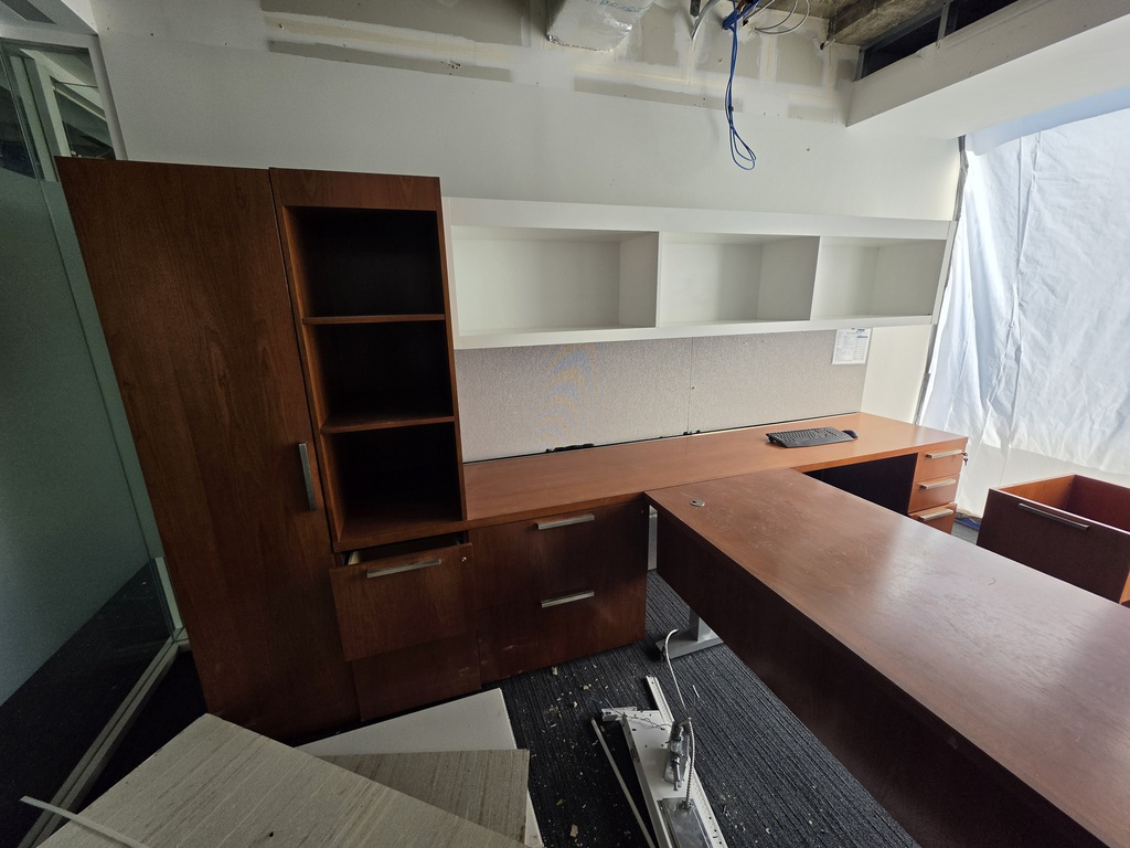 144 x 27 x 76 Wall Cabinet with Wardrobe (Right) 1x FF 1x Lat 1x BBF No Doors