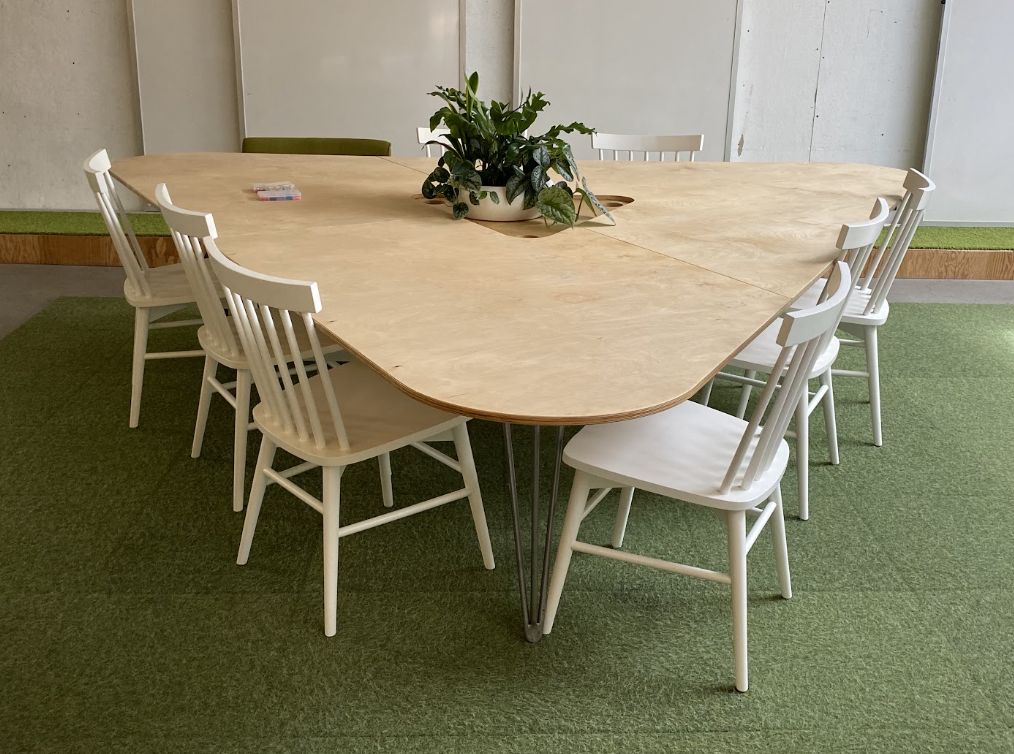 Triangular table (disassembled)