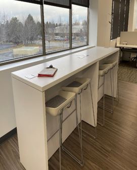 Bar Height Break room bars with power outlets 60Lx30WX41H White