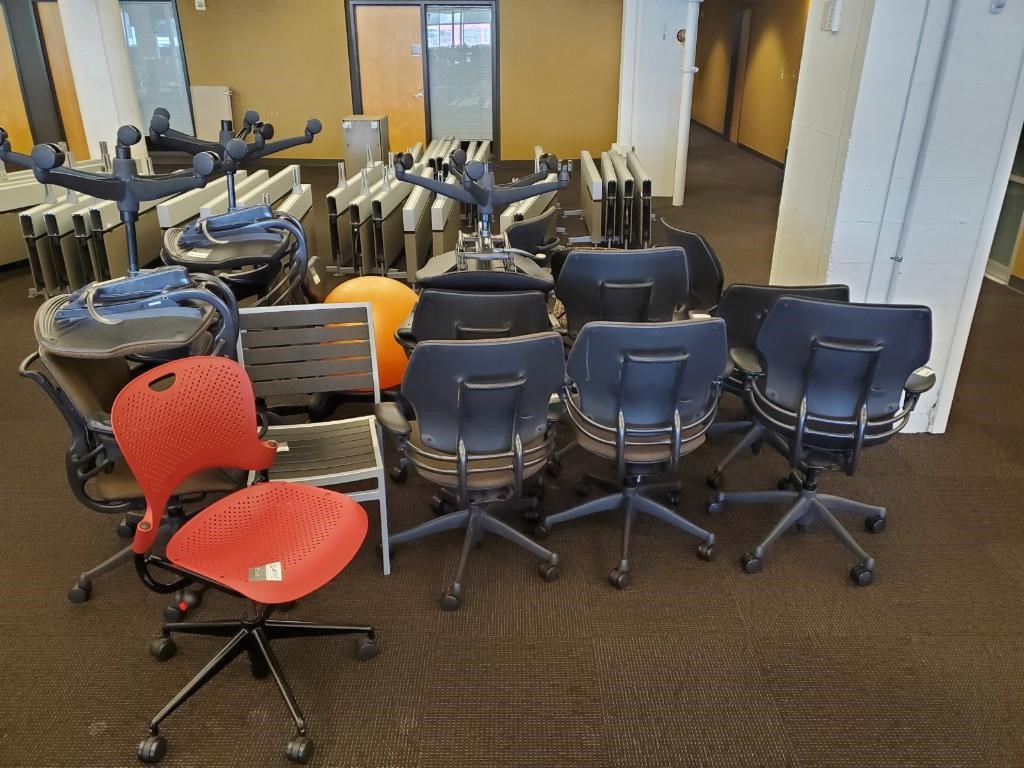 Chairs w/Casters