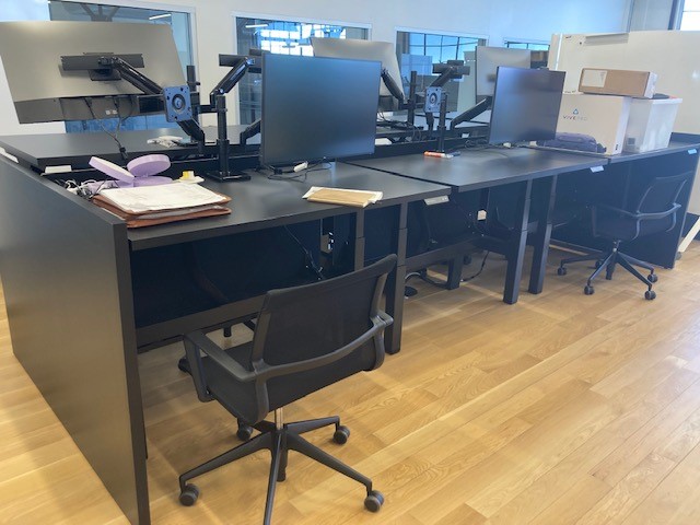 Benching Desk