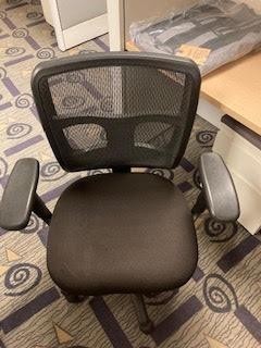 BLACK TASK CHAIR-D3