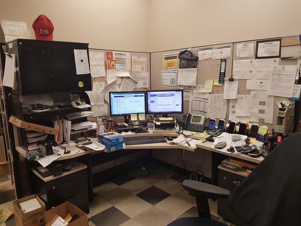 Workstation, 6' x 6'