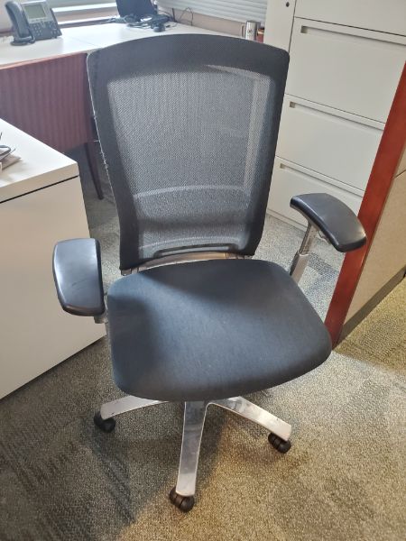 Mesh Task Chair