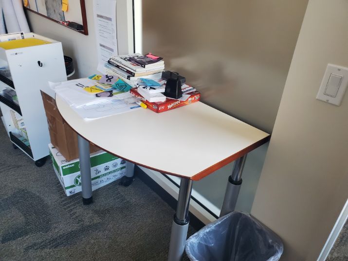 Table, Adjustable Height