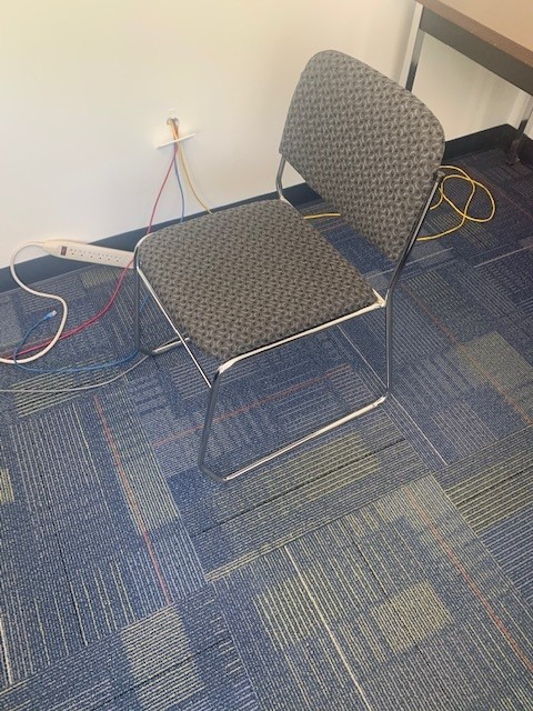 Café/Stacking Chair