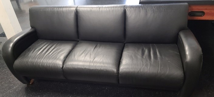 Black Leather 3-Seat Sofa - Square Arm