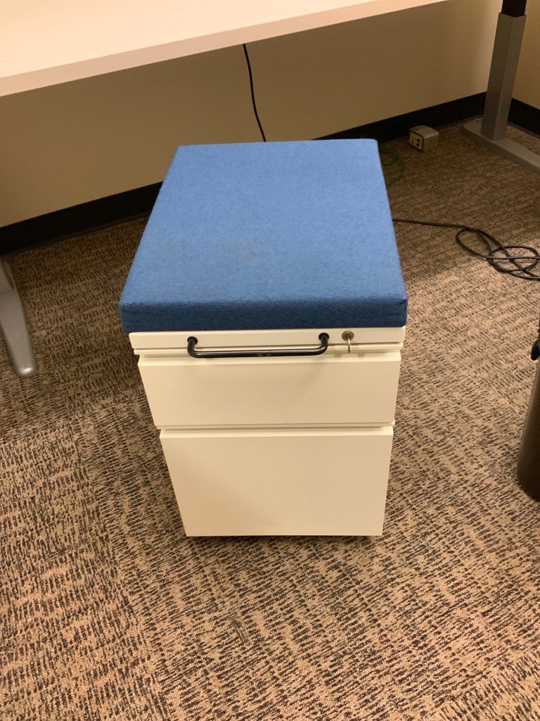 Mobile Pedestal, Box File w/ Padded Top
White Paint, Blue Fabric