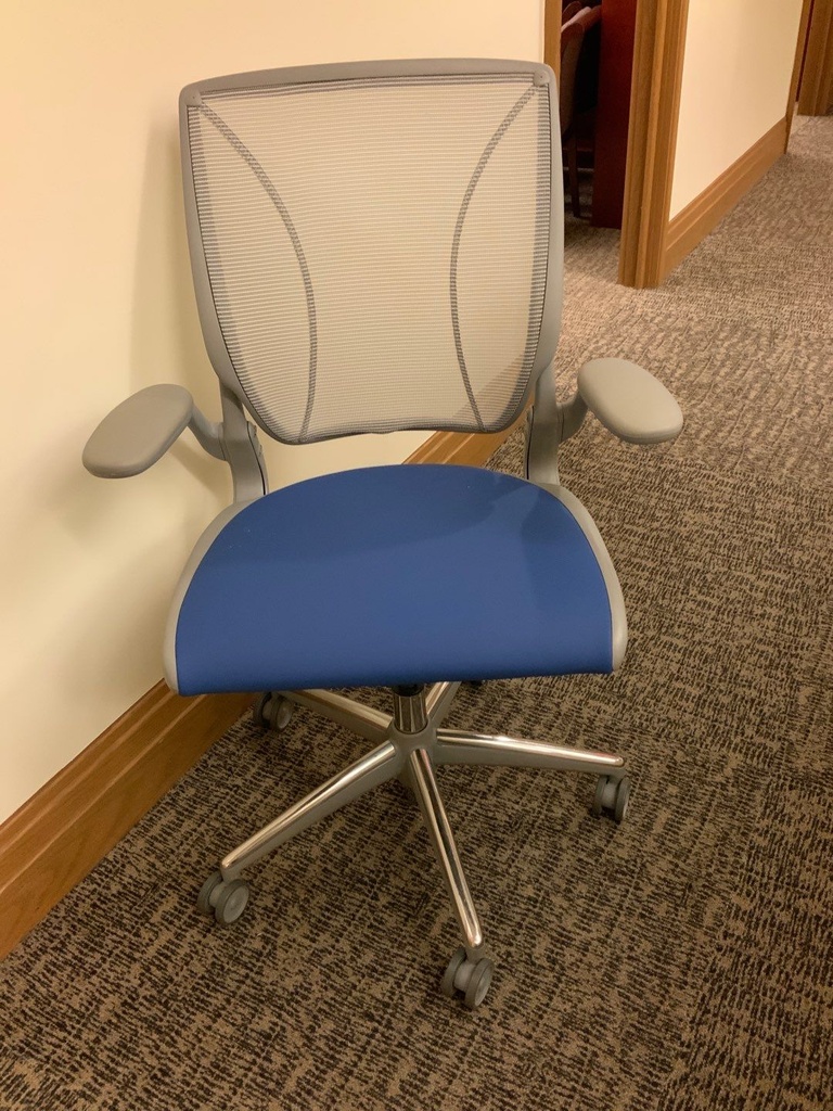 Management Task Chair w/ Height Adjustabek Arms, Mesh Back