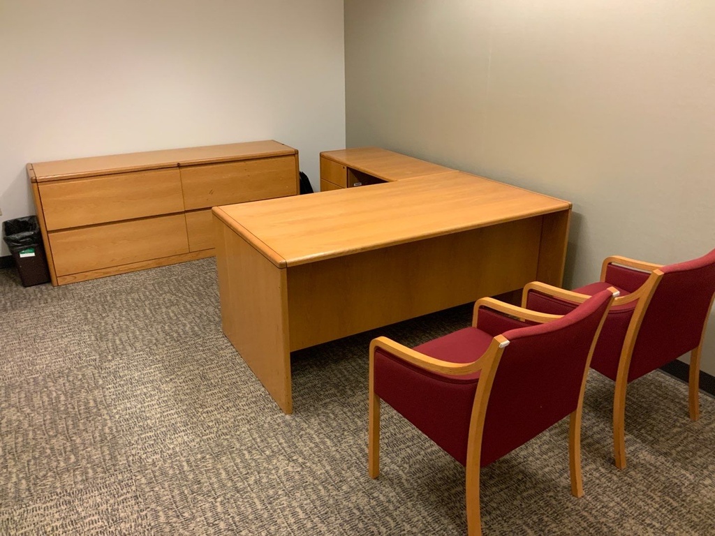 Office "L" Group, Wood Veneer
Desk w/ Box File Pedestal, Return w/ File File Pedestals,
Left Hand, Oak
