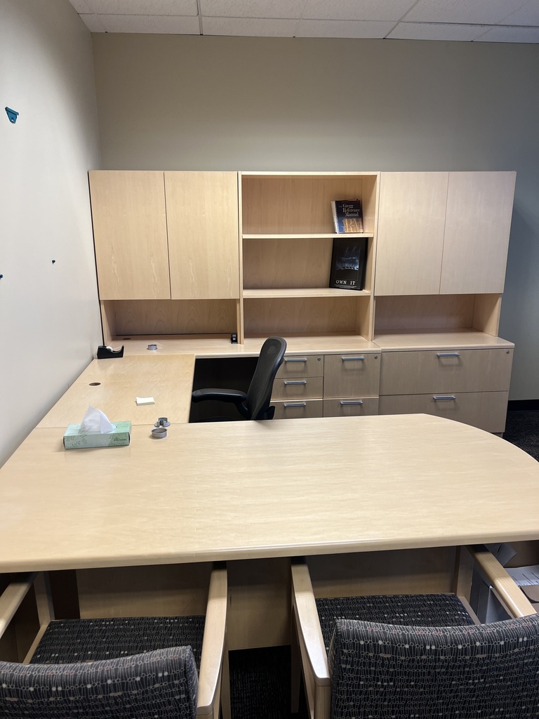 Maple U desk 