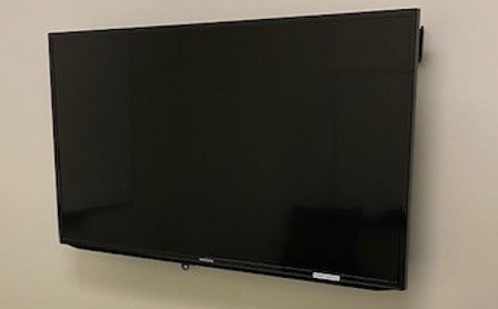 LG Plasma – 60PV450-UA – 60 inch  (comes with wall mounting brackets, no remote) - item represented by image