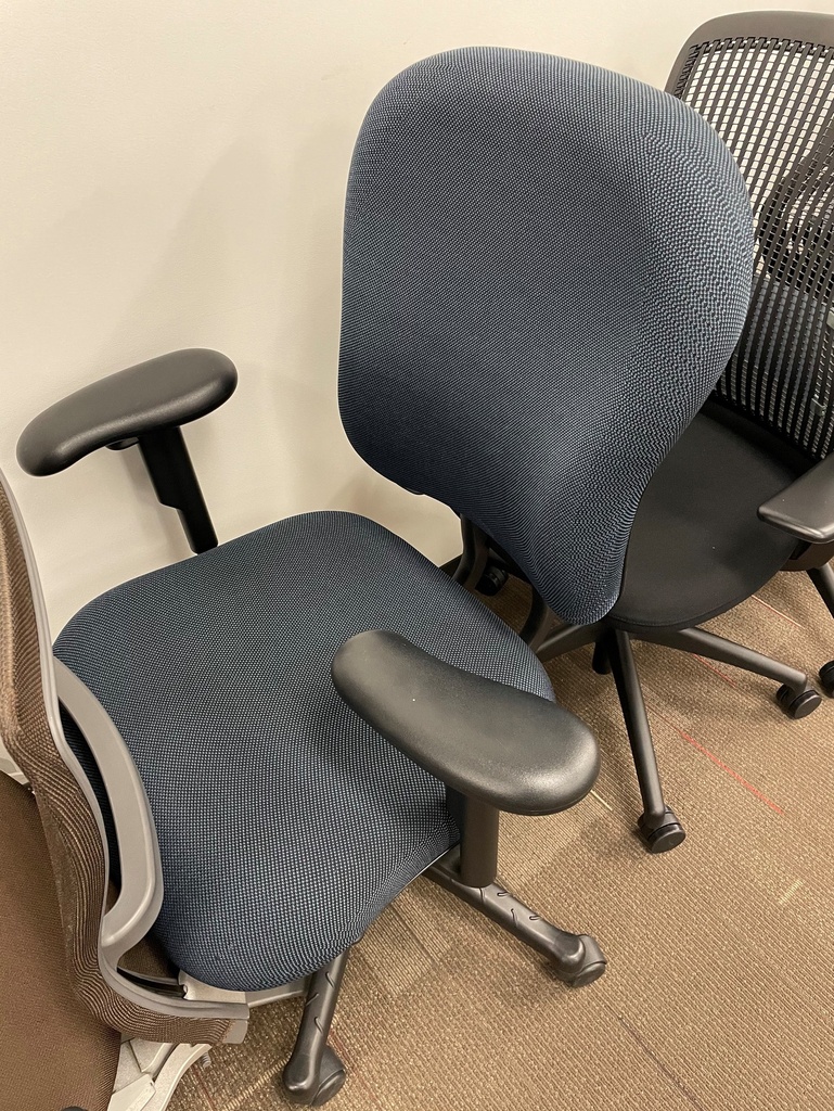 Task Chair - with Arms