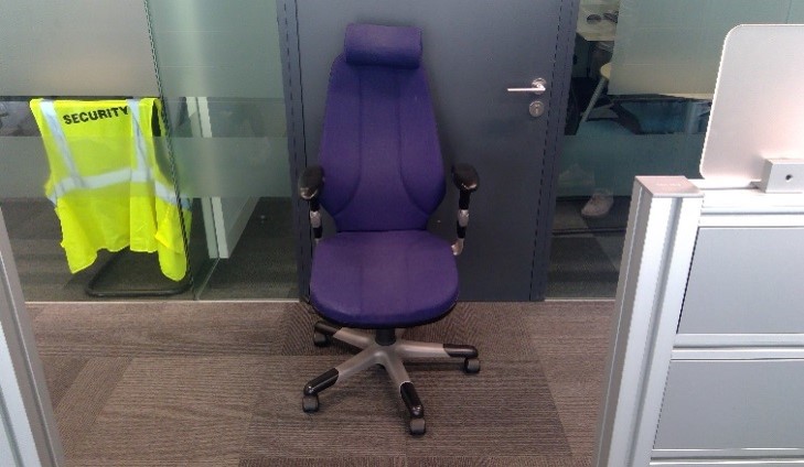 TASK CHAIR