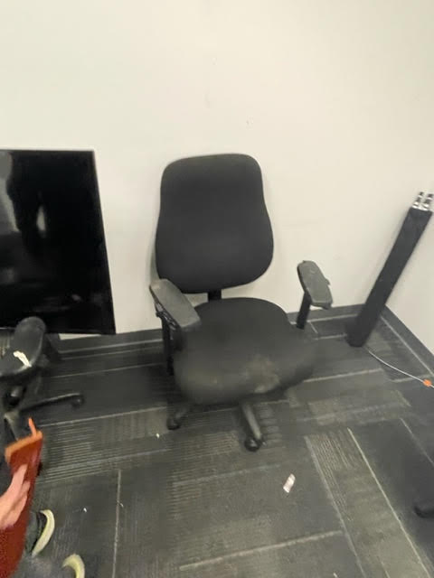 Task Chair with arms - black