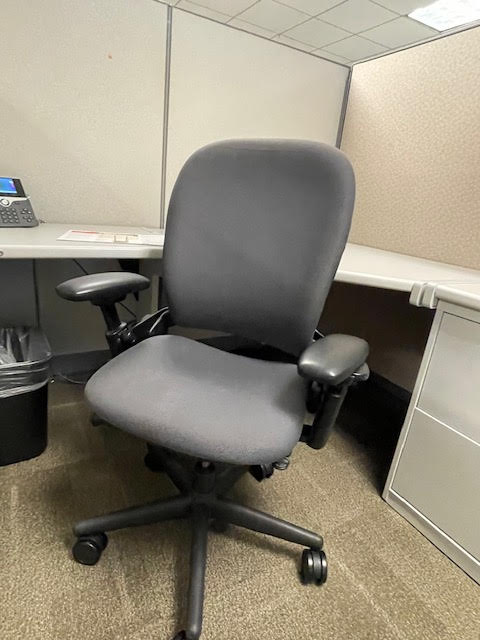 TASK CHAIR W/ ARMS - STEELCASE V1 