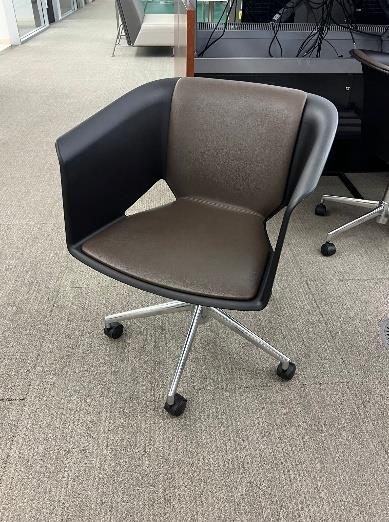 Bucket Lounge Chair