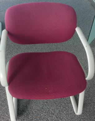 Sled chair, burgundy | Silla trineo, burdeos