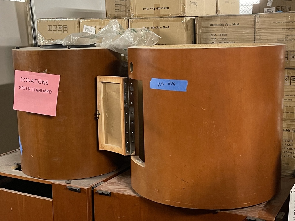 Large round table base