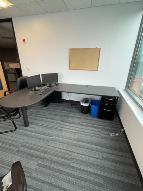 Right Hand Desk